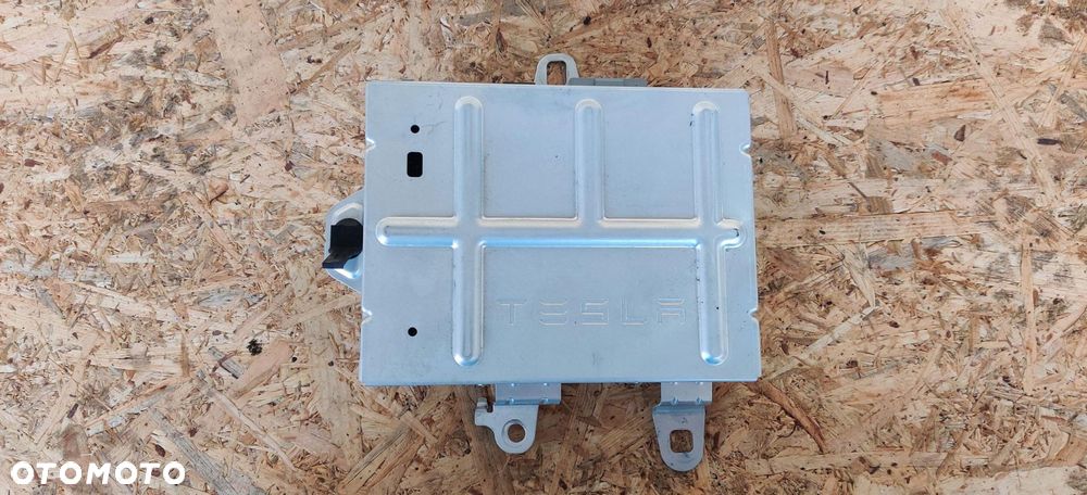 WZMACNIACZ AUDIO TESLA MODEL Y 2024 1507152-01-B 1507152 - 1