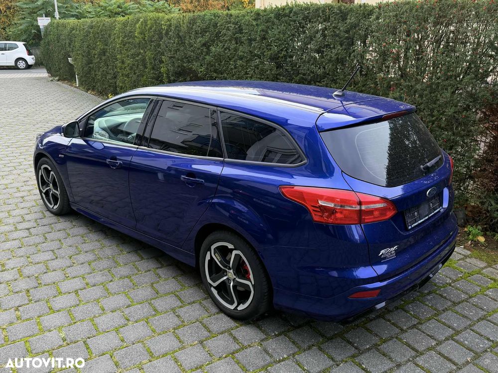 Ford Focus 1.5 EcoBoost ST-Line - 4
