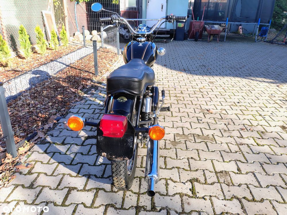 Royal Enfield Bullet - 4