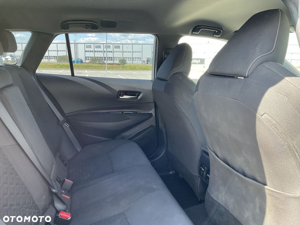 Toyota Corolla 2.0 Hybrid Comfort - 17
