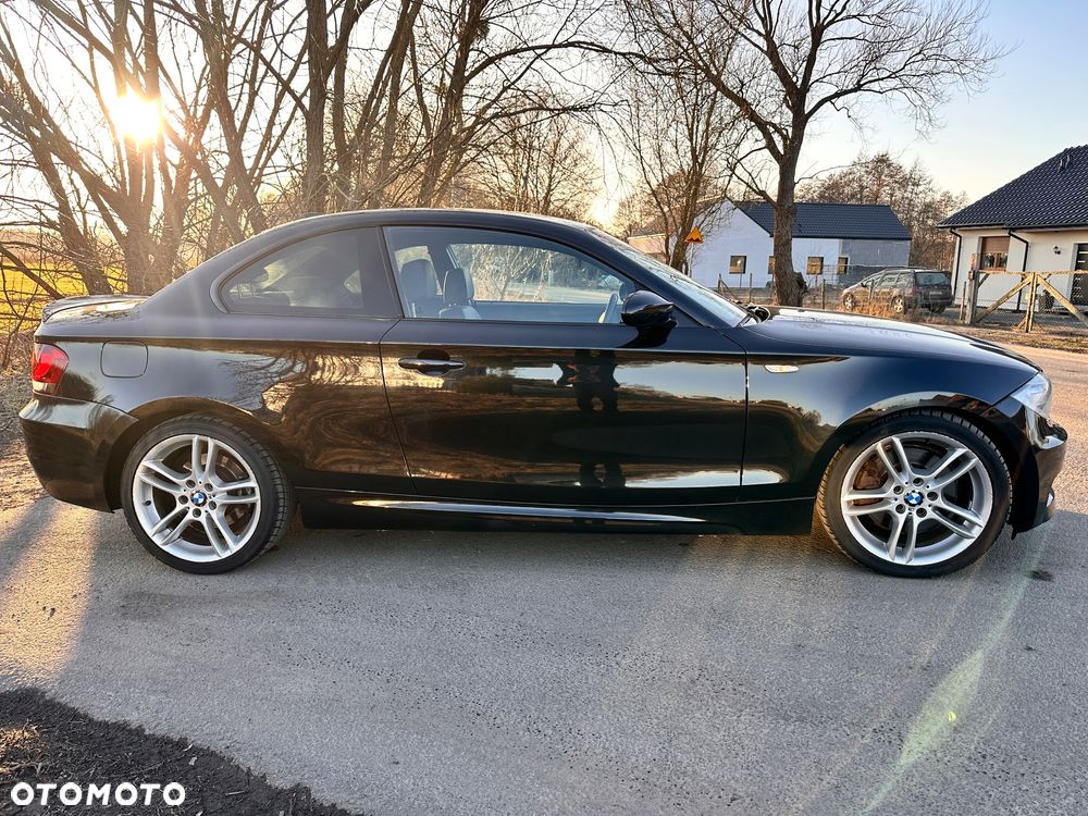 BMW Seria 1 123d DPF - 11