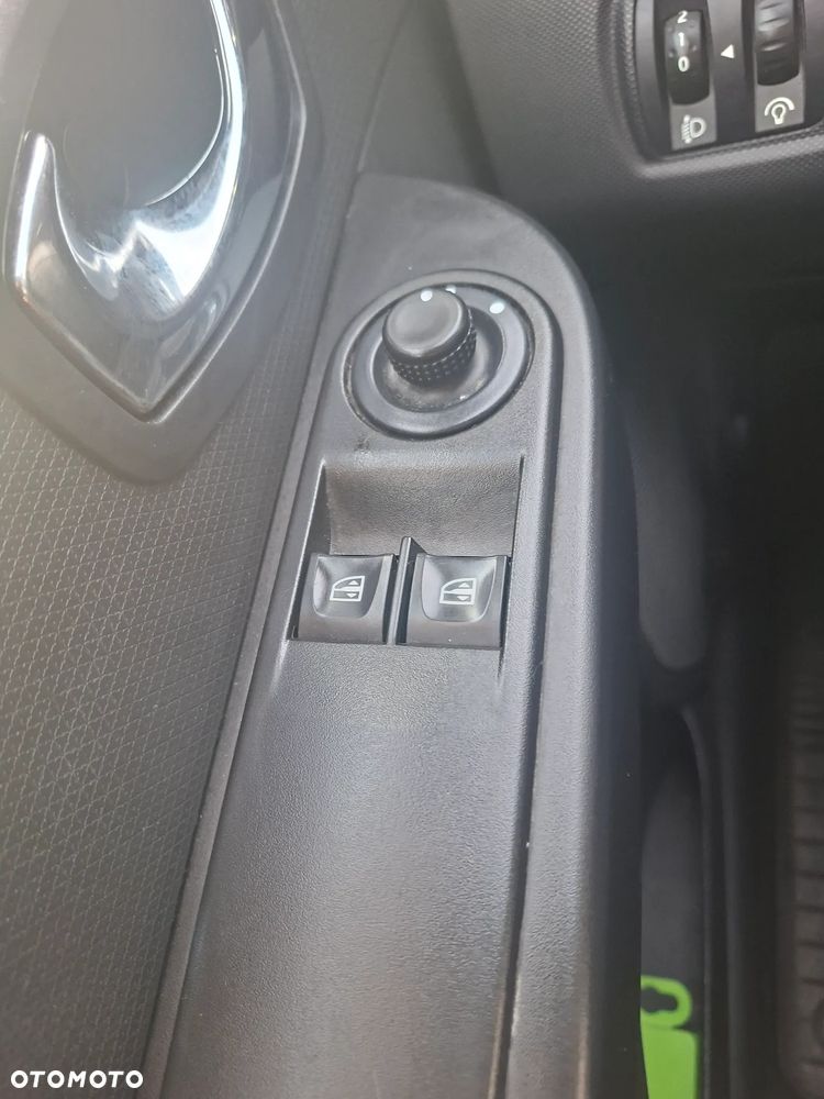 Renault Clio dCi 90 Dynamique - 13