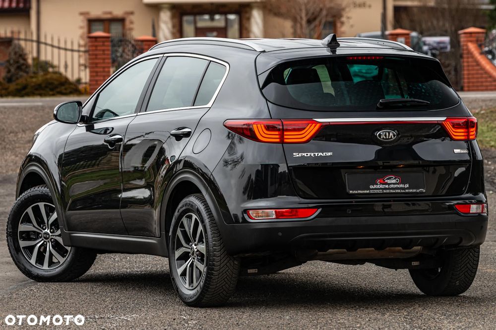 Kia Sportage 1.6 GDI 2WD Black Edition - 4