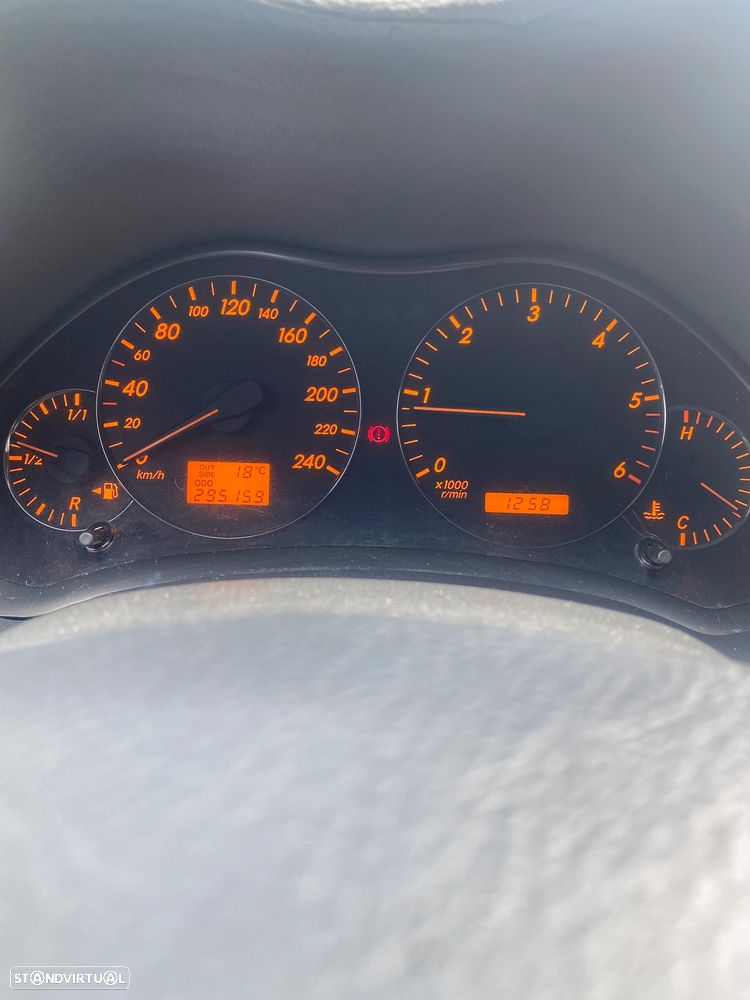 Toyota Avensis SW 2.2 D-4D Sol High P. - 3