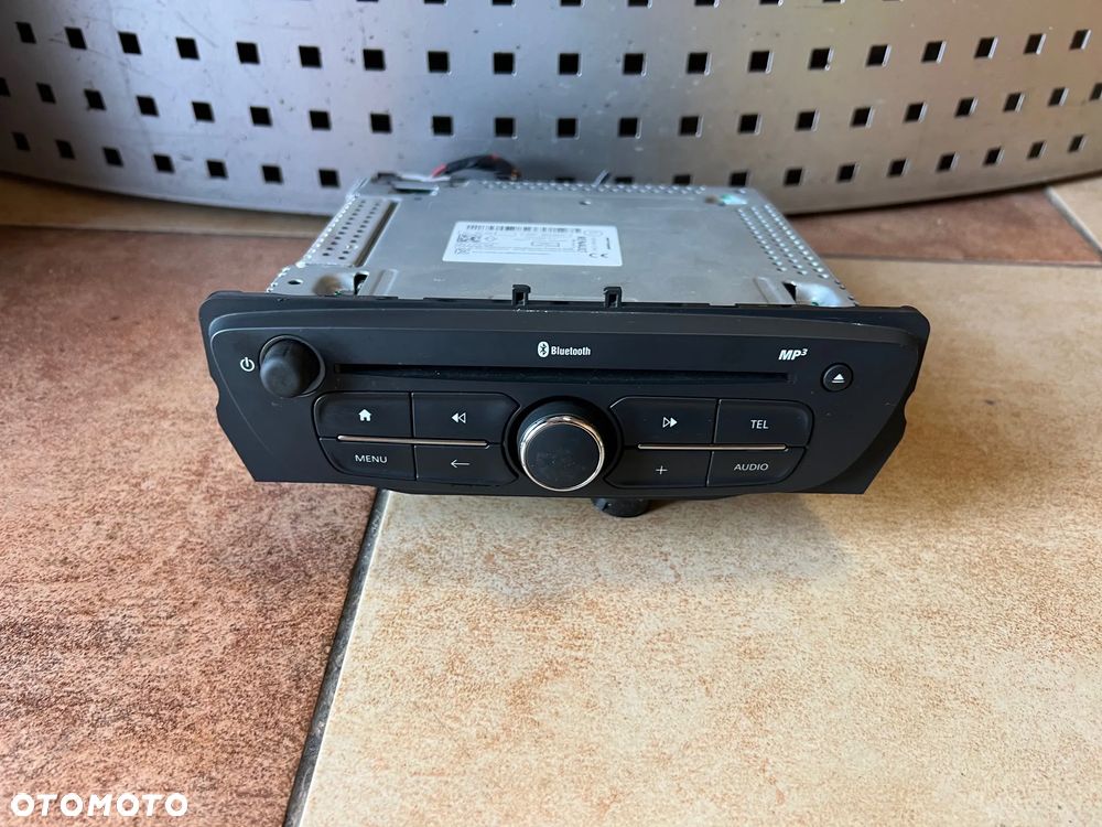 RADIO WYŚWIETLACZ RENAULT KANGOO II III LIFT 281152808R - 1