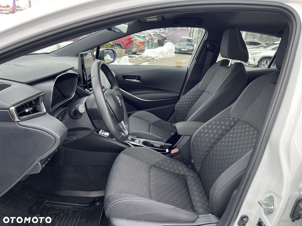 Toyota Corolla - 17