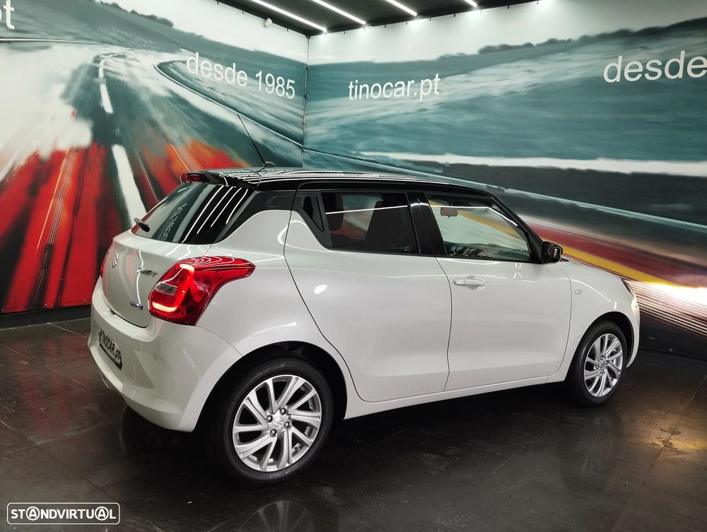 Suzuki Swift 1.2 Mild Hybrid GLX - 5