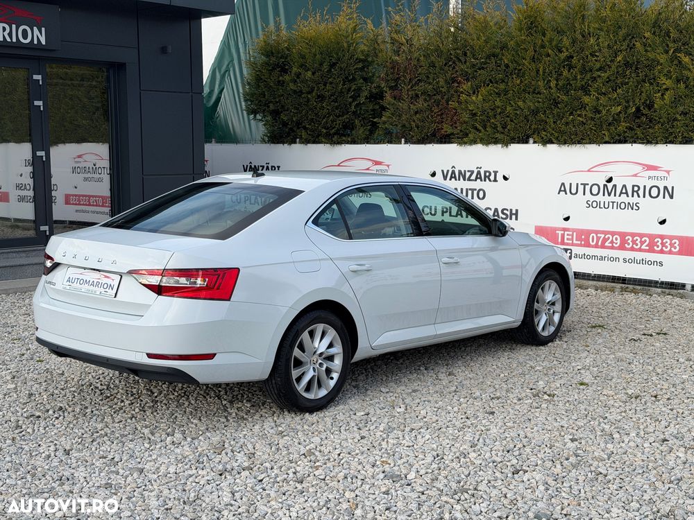 Skoda Superb 2.0 TDI DSG Style - 12