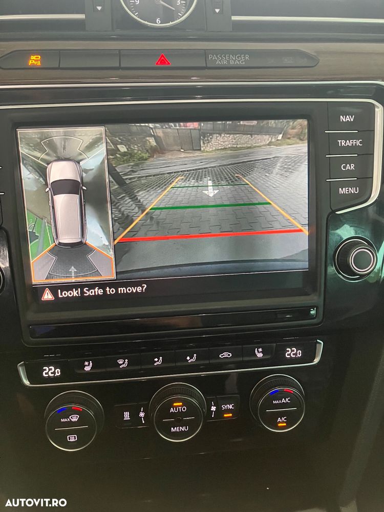 Volkswagen Passat Variant 2.0 BiTDI 4Mot DSG Highline - 34