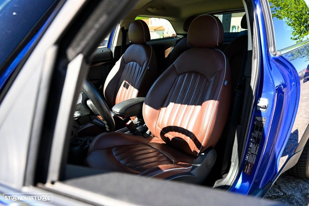 MINI Paceman Cooper SD ALL4 Auto - 40