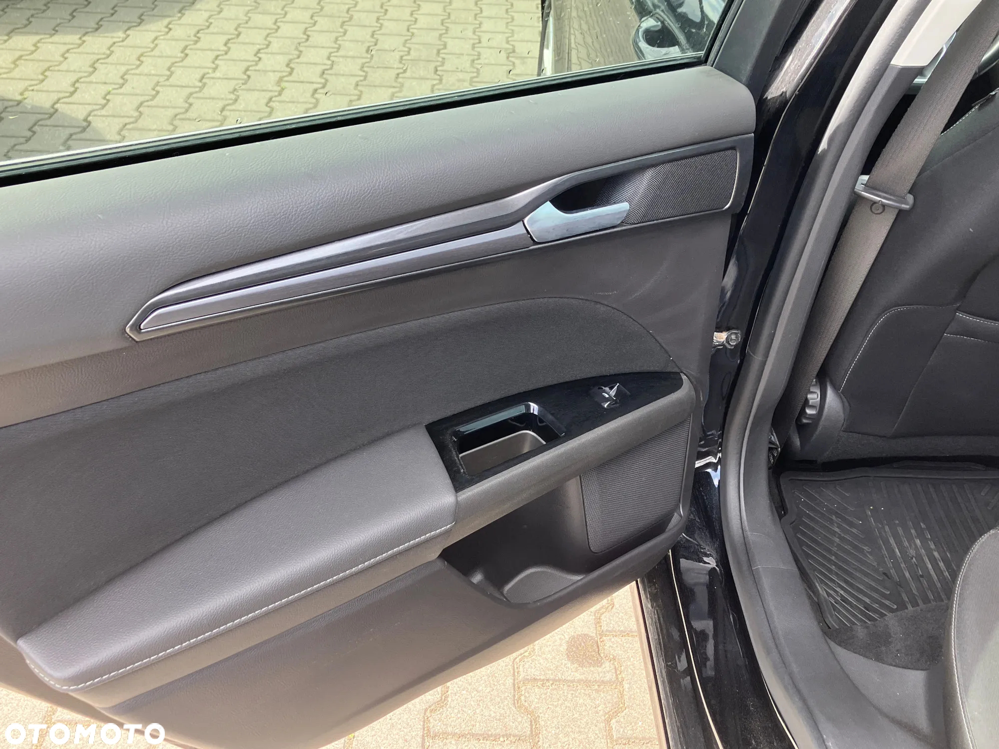 Ford Mondeo 2.0 EcoBlue Titanium - 14