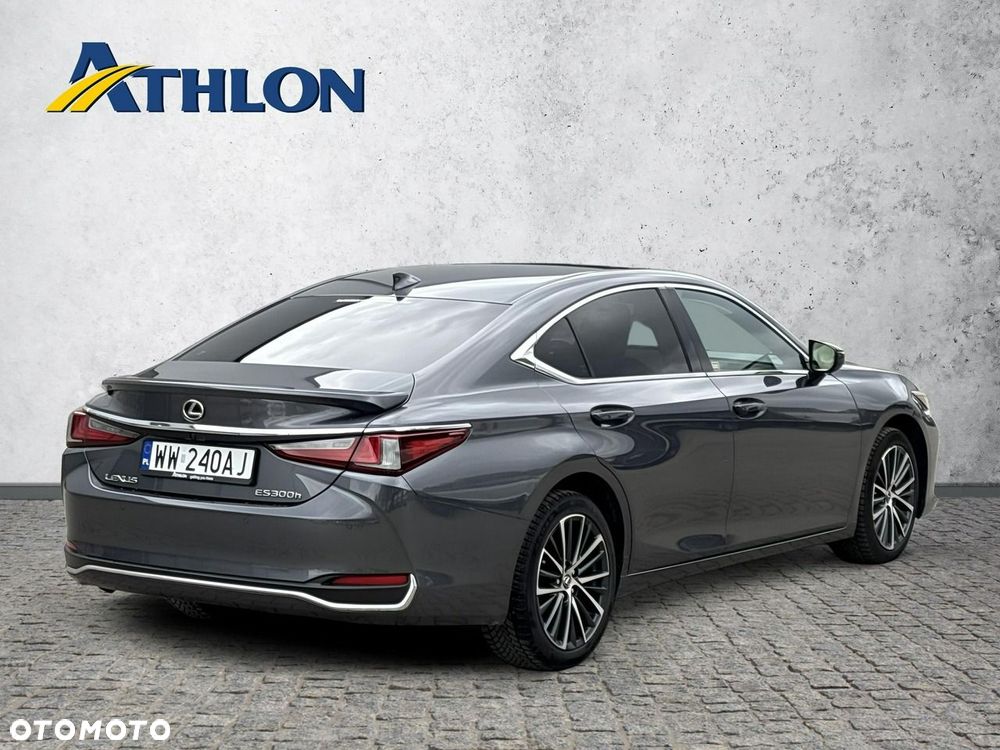 Lexus ES 300h Business Edition - 5