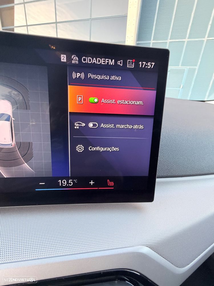 BMW 330 e iPerformance Line Sport - 29