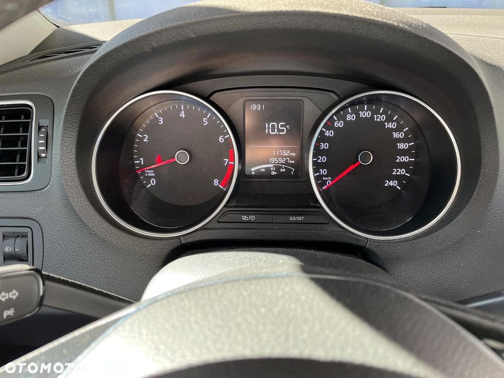 Volkswagen Polo 1.2 TSI BMT Comfortline Perfectline - 15