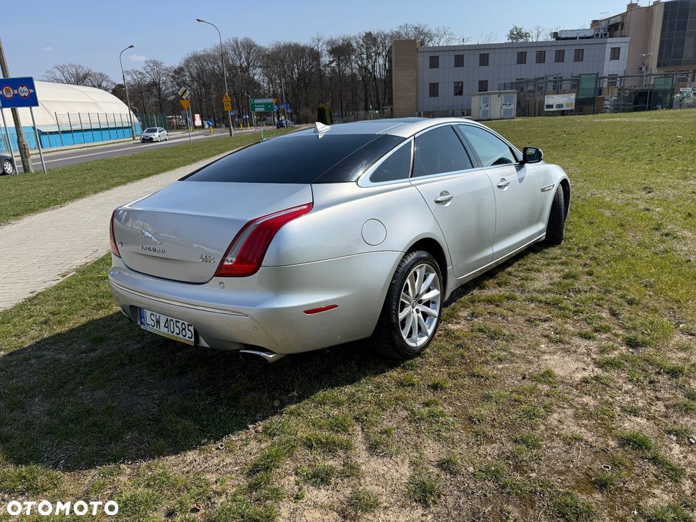 Jaguar XJ 3.0 V6 Kompressor AWD Premium Luxury - 11