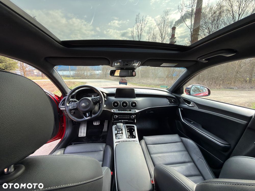 Kia Stinger 2.0 T-GDI GT Line - 11