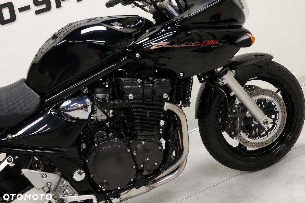 Suzuki Bandit - 12