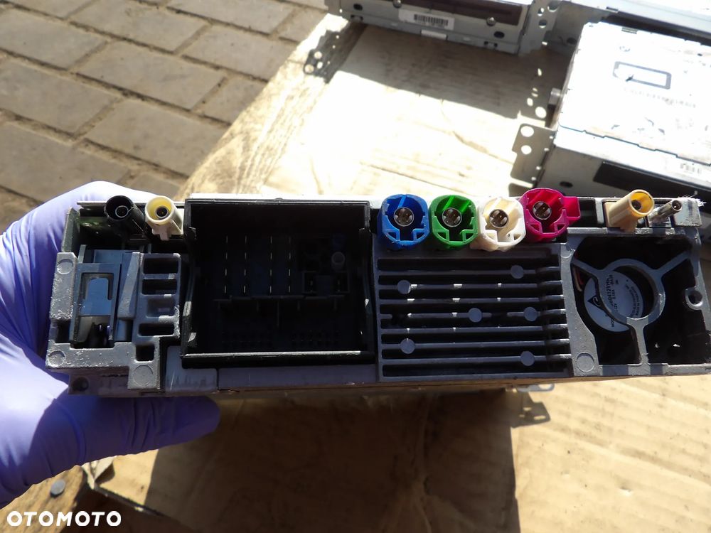 BMW - F45,F46 - RADIOODTWARZACZ CD - NAWIGACJA - 6840408 - 2