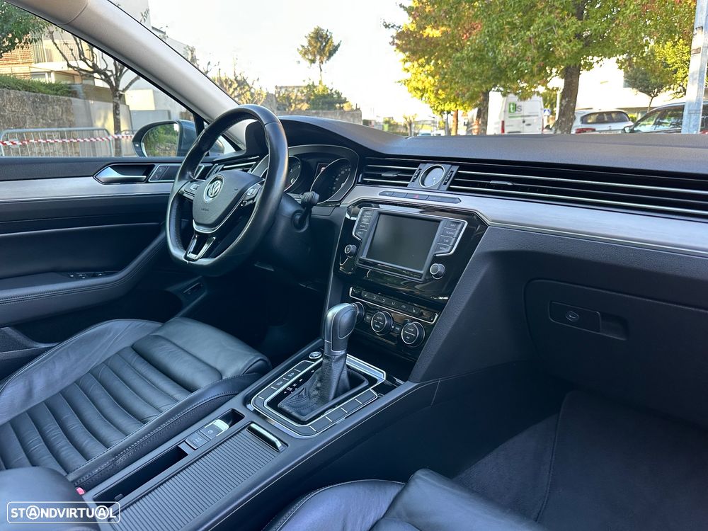 VW Passat Variant 2.0 TDi Highline DSG - 59