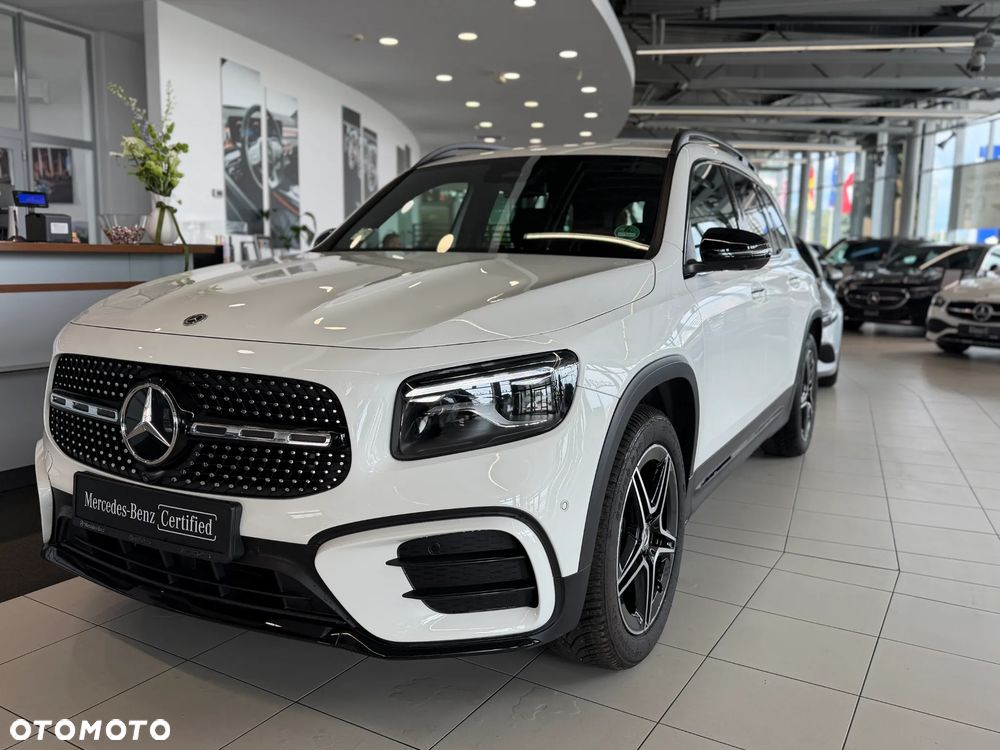 Mercedes-Benz GLB 200 AMG Line 7G-DCT - 9