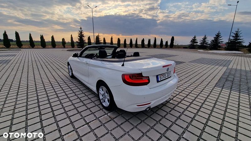 BMW Seria 2 218d M Sport - 9