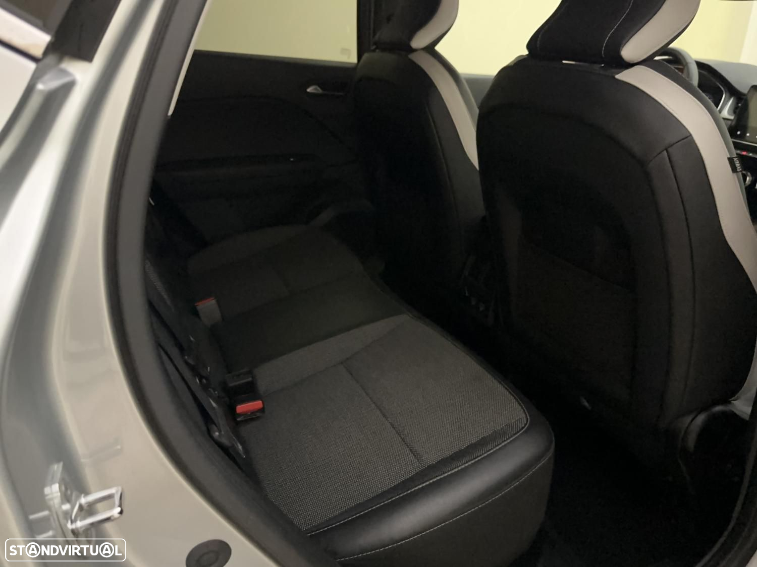 Renault Captur 1.0 TCe Exclusive - 17