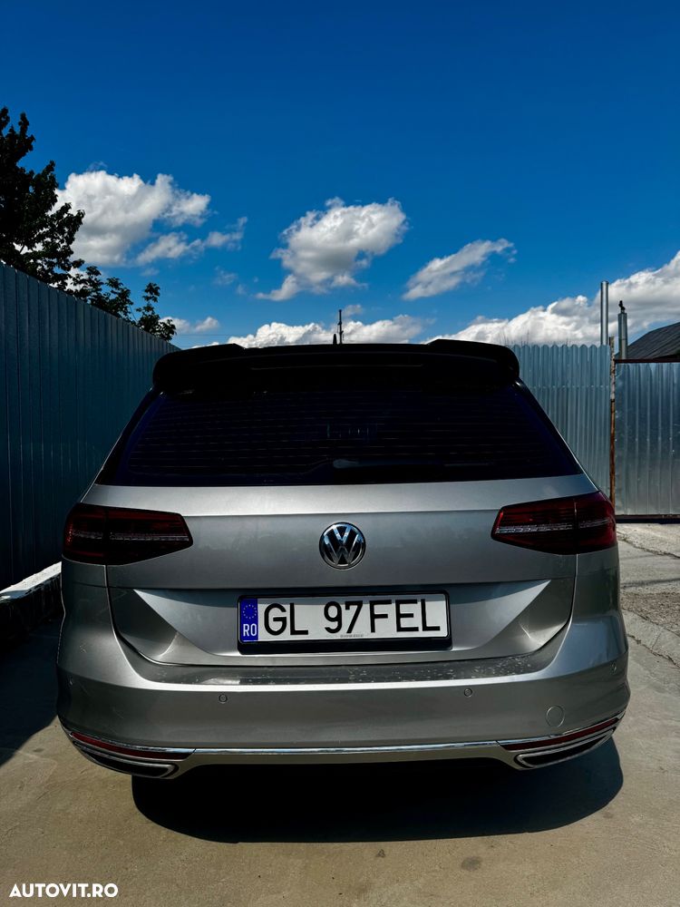 Volkswagen Passat 2.0 TDI DSG (BlueMotion Technology) Comfortline - 9