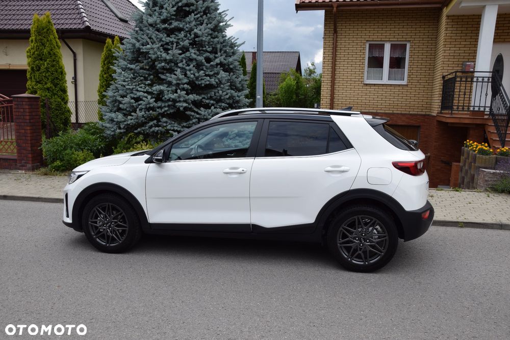 Kia Stonic 1.0 T-GDI 120 DCT OPF Edition 7 - 10