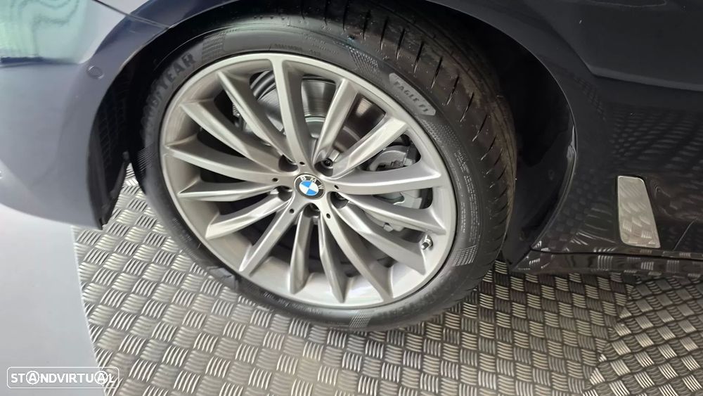 BMW 520 d Line Luxury Auto - 33