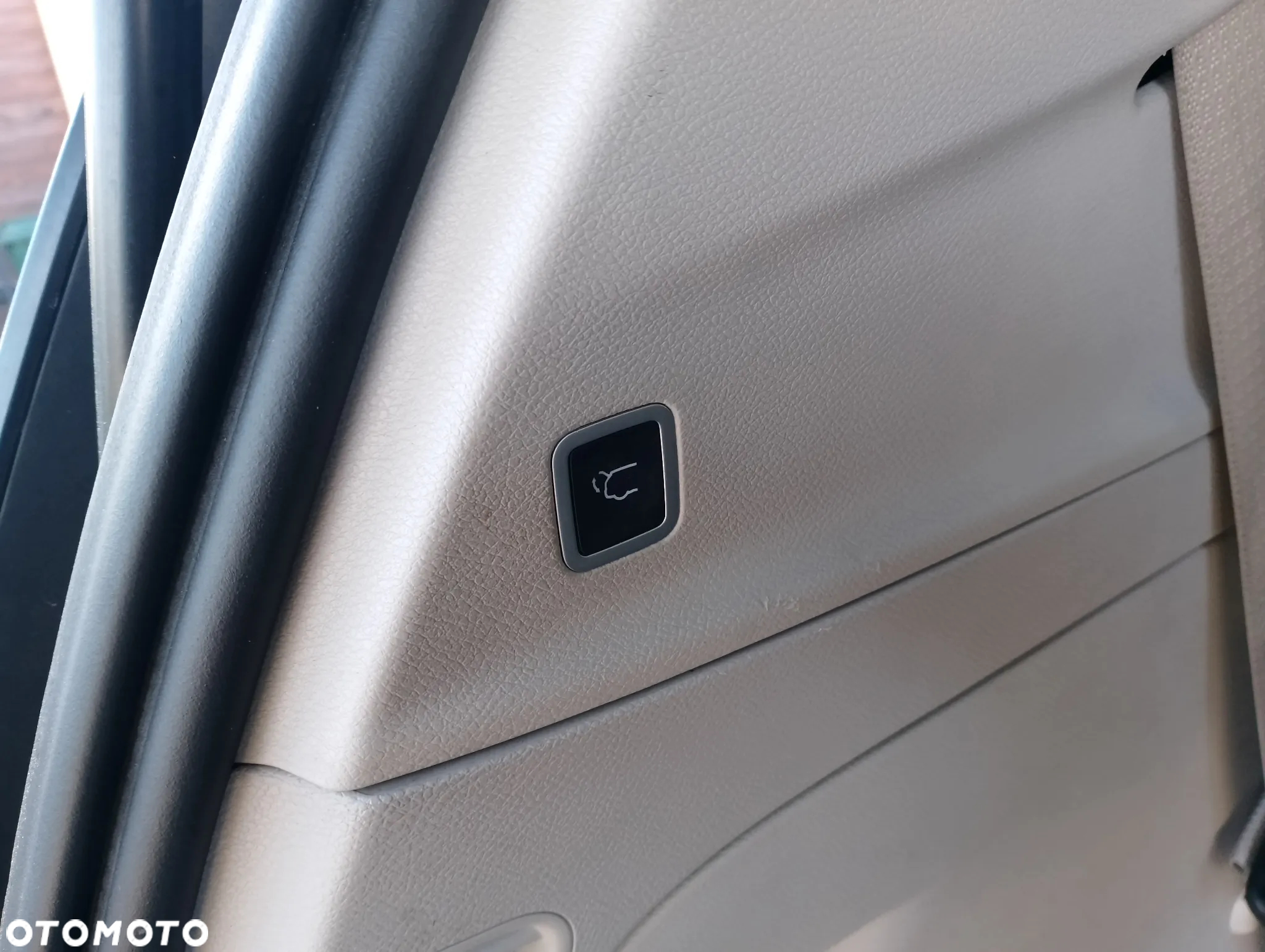 Chrysler Pacifica - 30