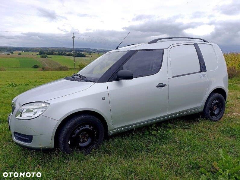 Skoda Roomster - 17