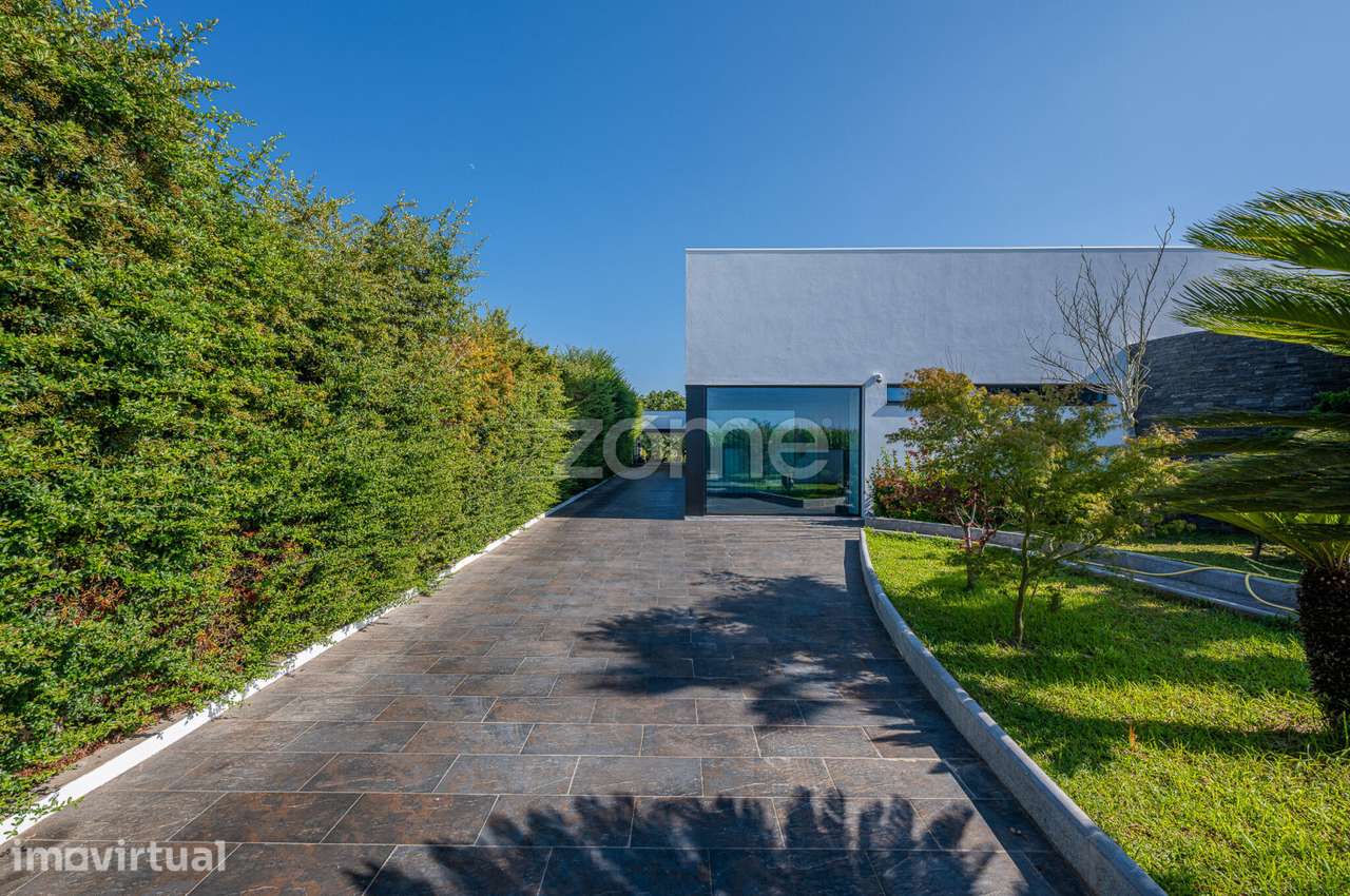 Moradia Térrea de Luxo c/ Master Suite e Jardim, São João de Ovar - Grande imagem: 2/60