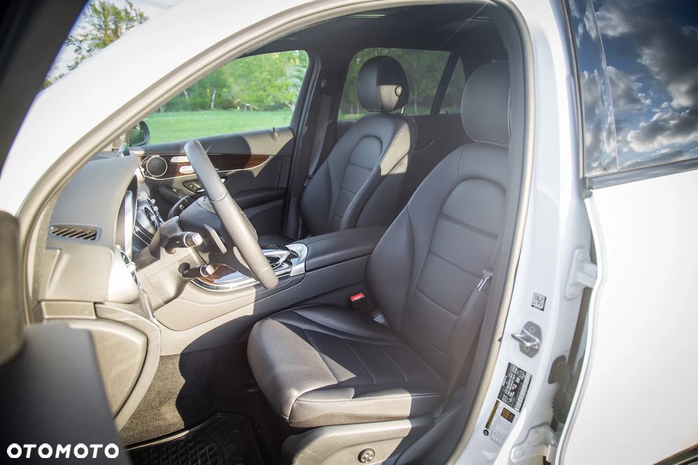 Mercedes-Benz GLC 300 4Matic 9G-TRONIC - 12