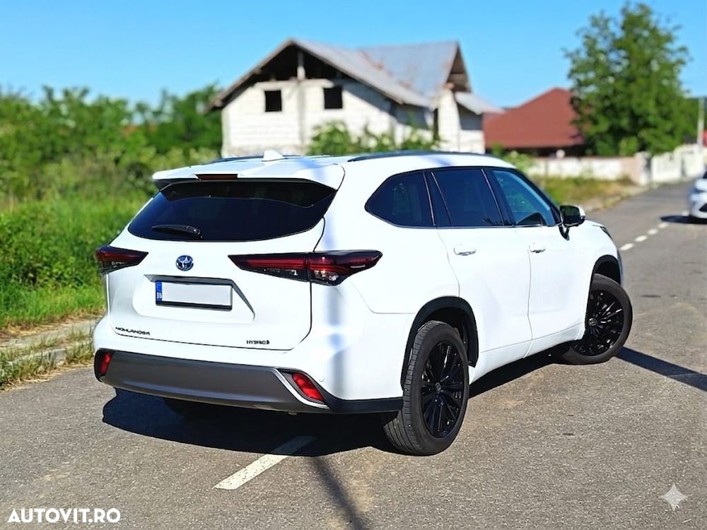 Toyota Highlander 2.5 L Dynamic Force 248CP Luxury Pearly - 5