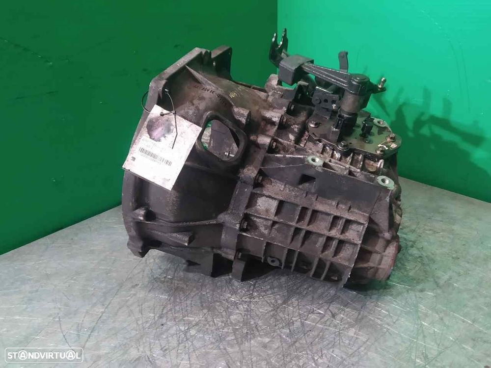 CAIXA VELOCIDADES FORD FOCUS II 2004 - 1