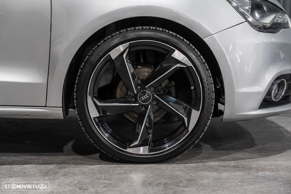 Audi A1 1.6 TDI S tronic S line Sport Pack - 39