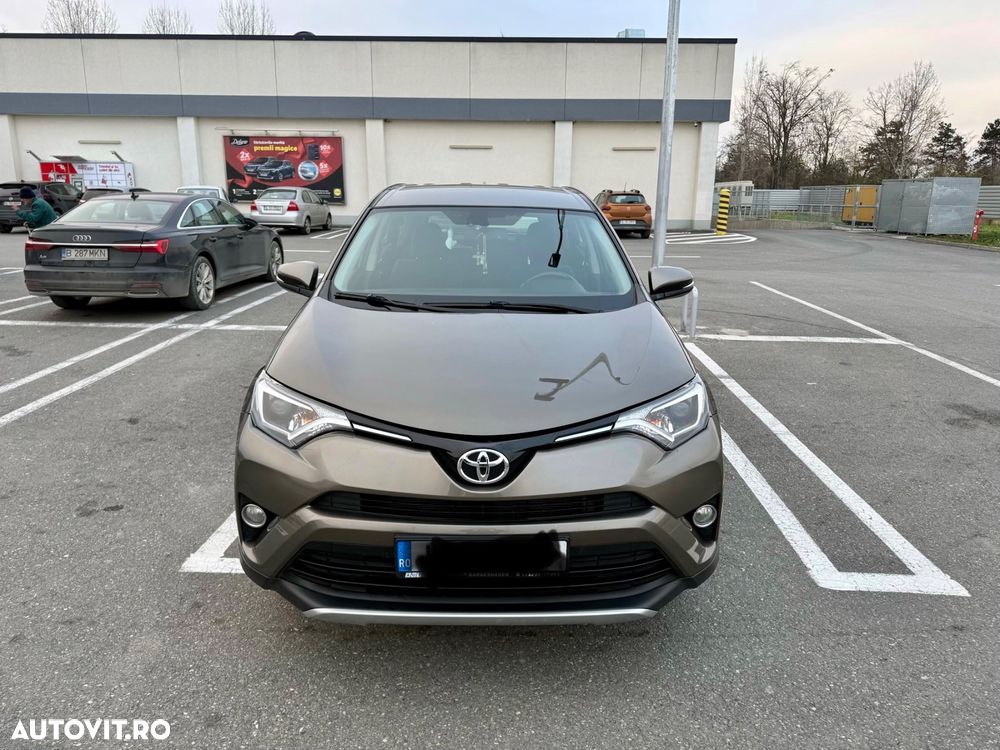 Toyota RAV4 2.0 D-4D 2WD Comfort - 1