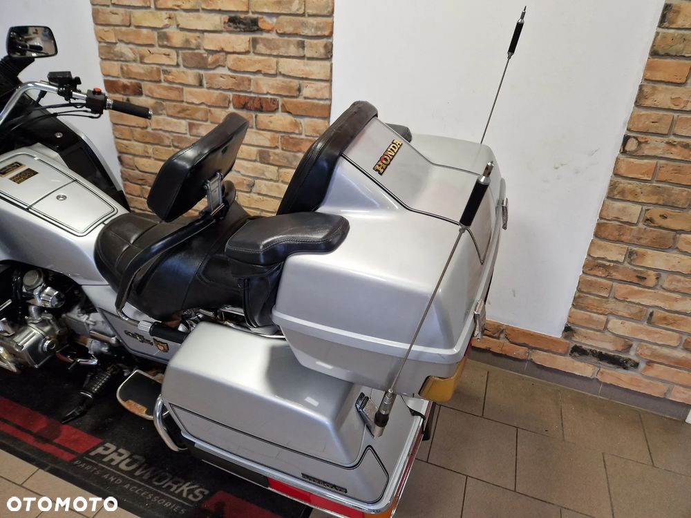 Honda GL - 15