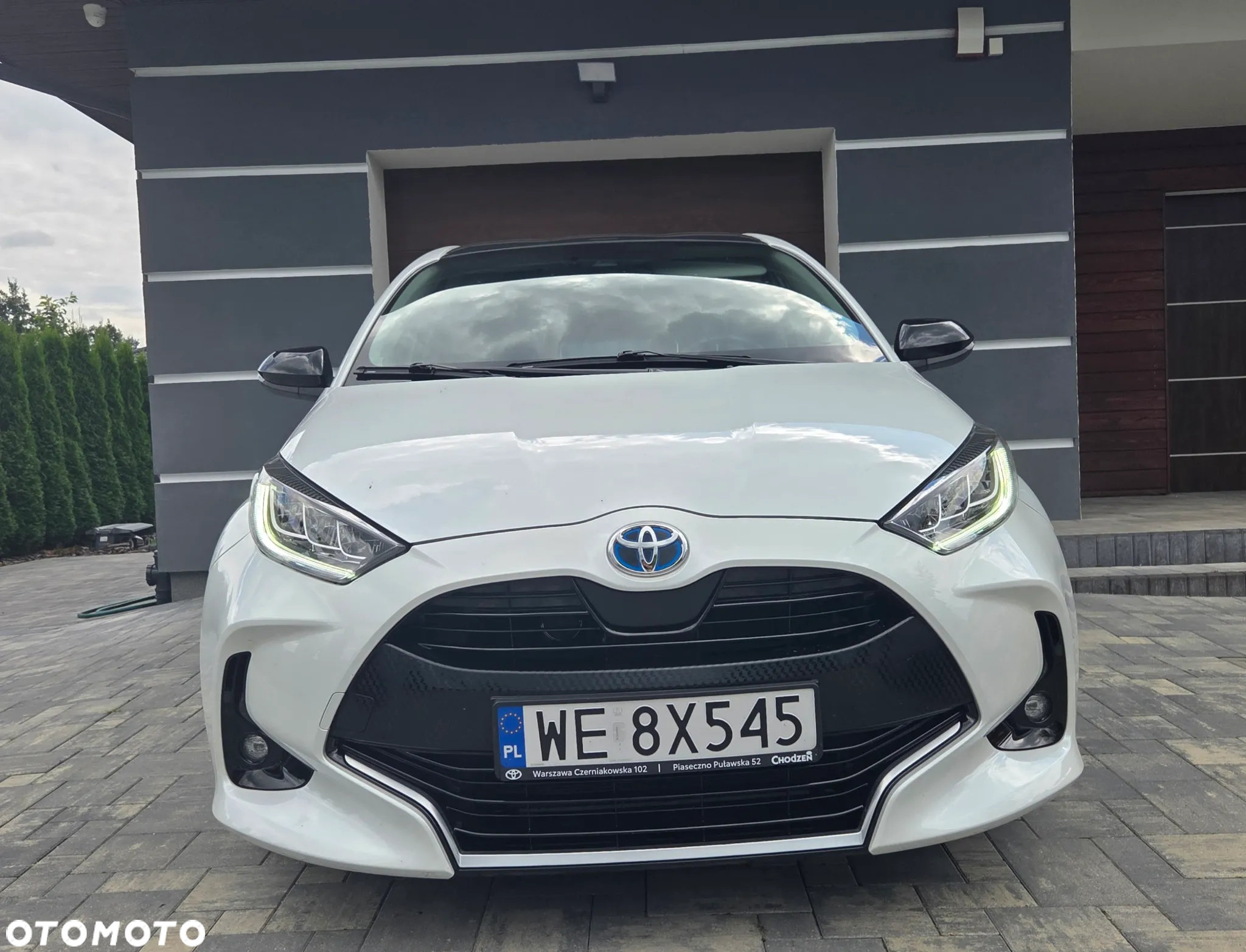 Toyota Yaris Hybrid 1.5 Executive - 3