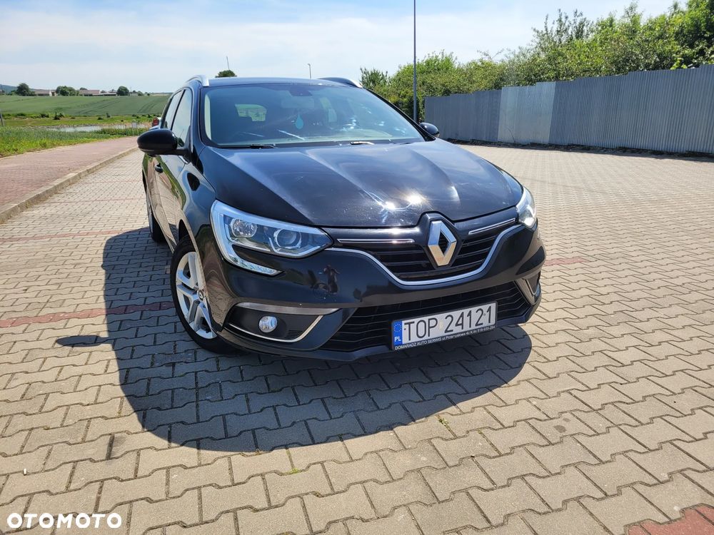 Renault Megane 1.5 dCi Bose - 9