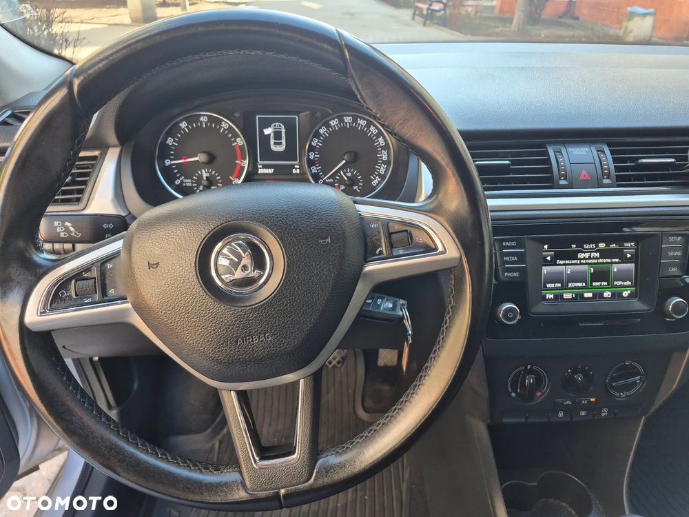 Skoda RAPID 1.2 TSI Ambition - 3