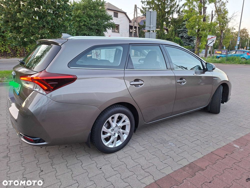 Toyota Auris - 3