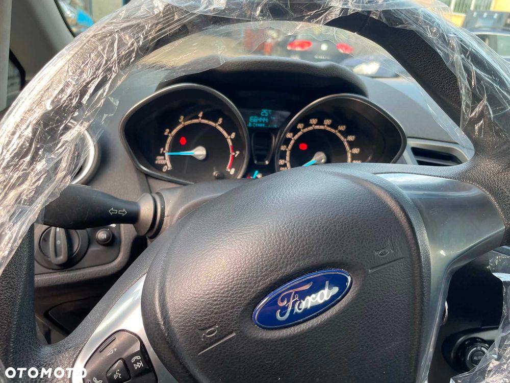 Ford Fiesta - 3