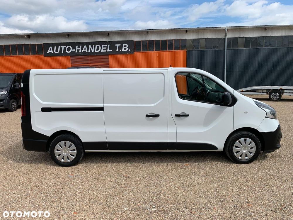 Renault Trafic - 11