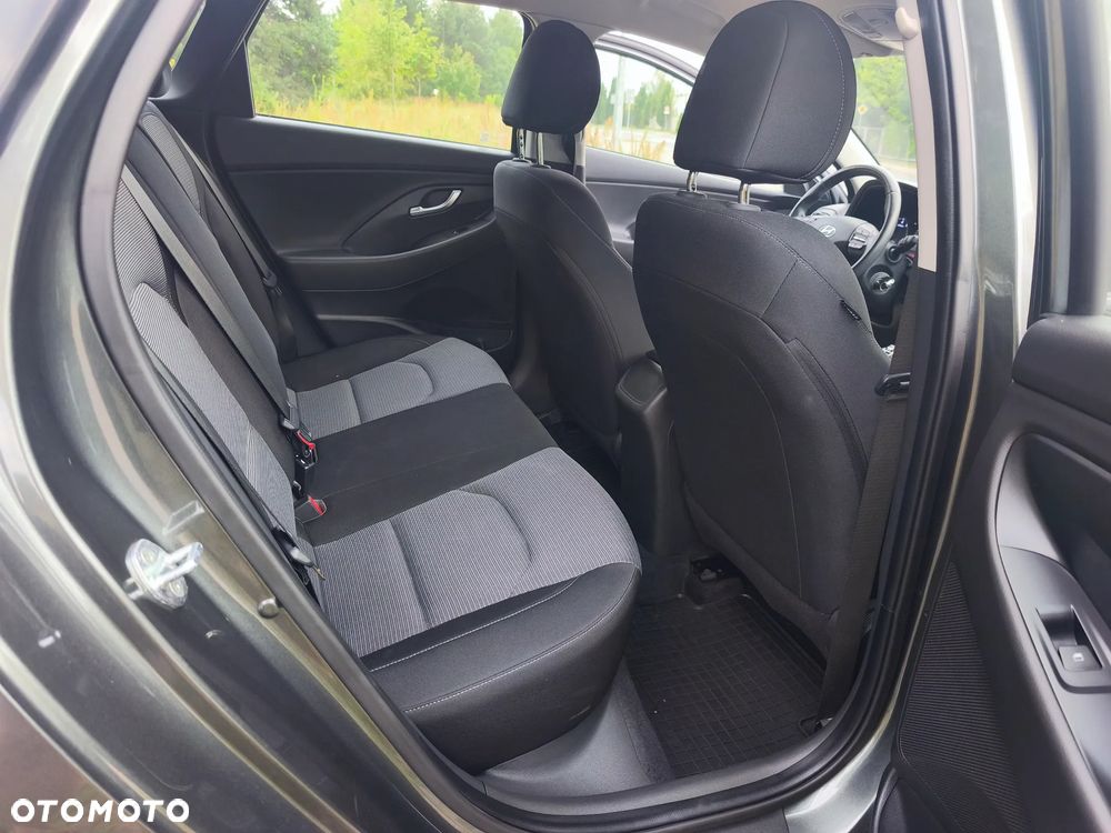 Hyundai i30 1.5 DPI Comfort - 15