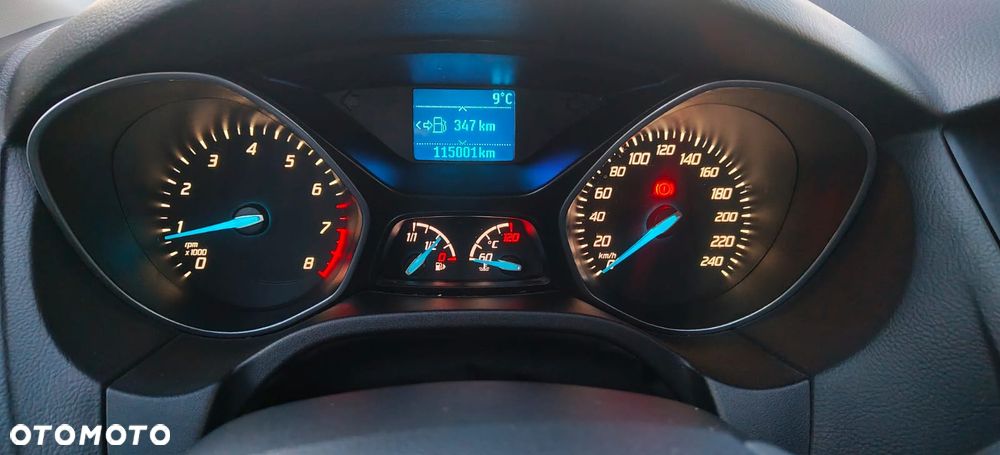 Ford Focus 1.0 EcoBoost Start-Stopp-System TREND - 12