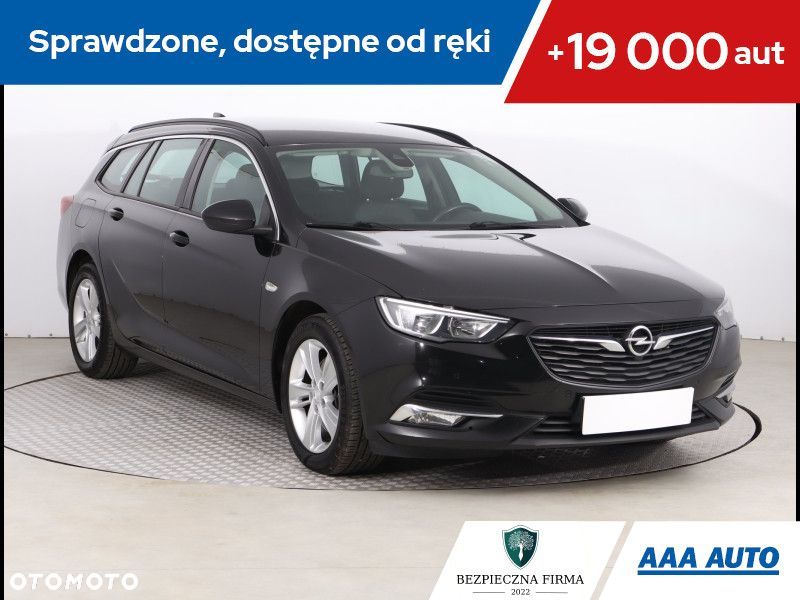 Opel Insignia - 1