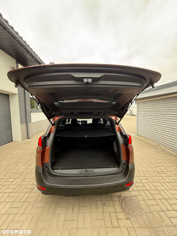 Peugeot 5008 - 27