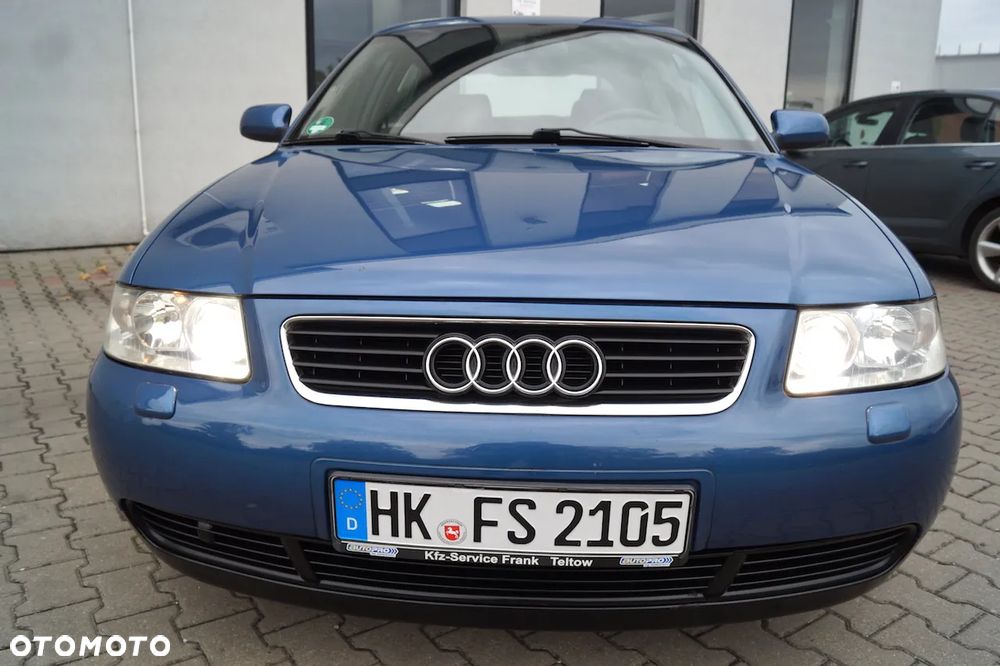 Audi A3 3-drzwiowe 1.6 Ambition - 18