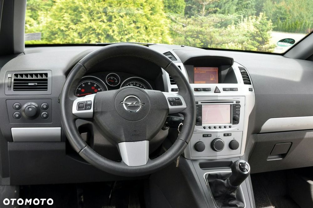Opel Zafira - 30